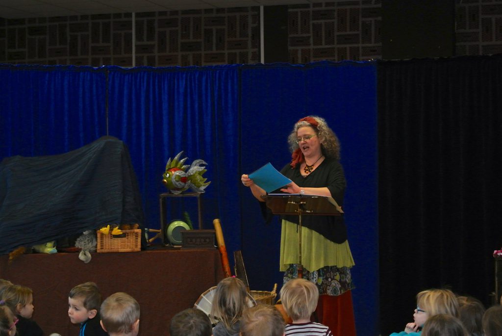 Le livre réalisé par les élèves prend vie ici